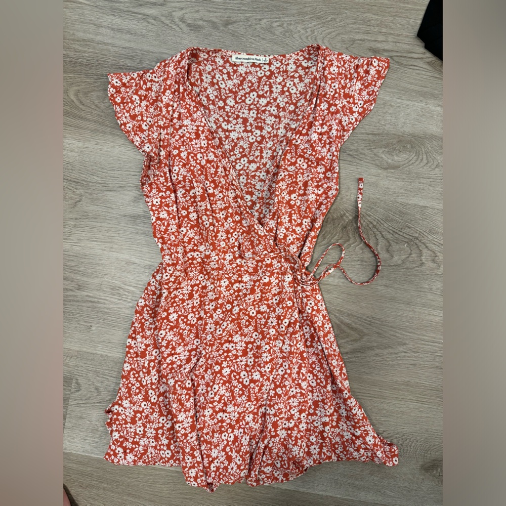Abercrombie and fitch mini wrap dress